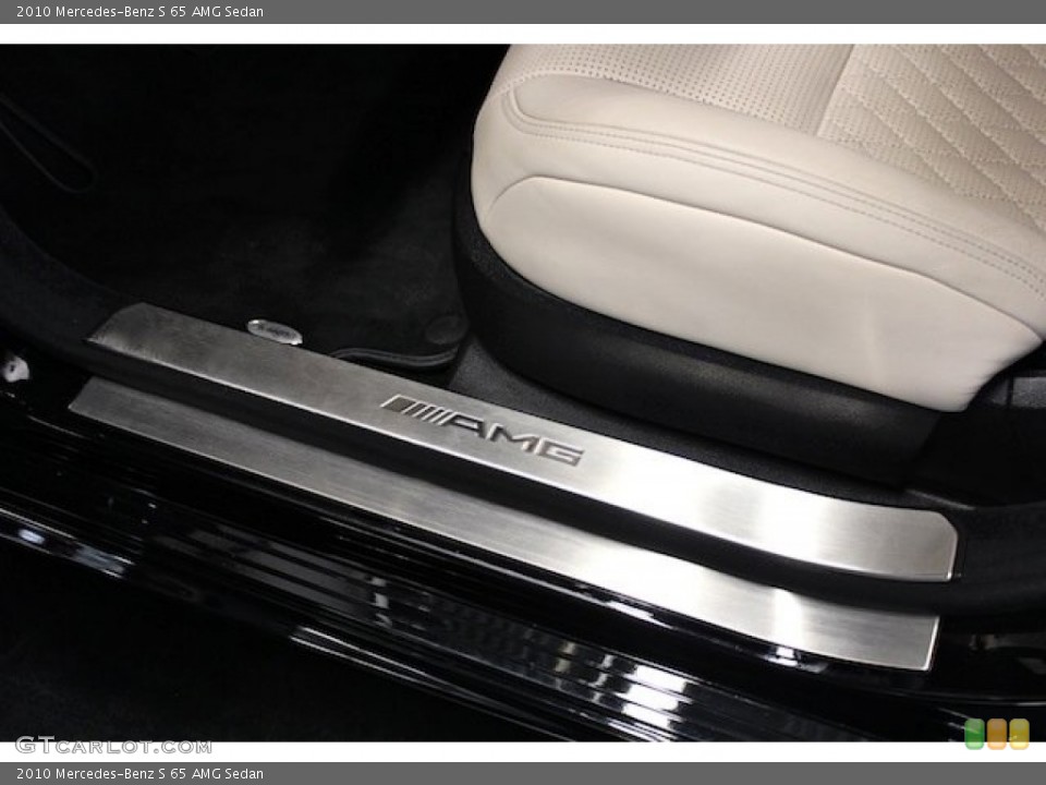 2010 Mercedes-Benz S Custom Badge and Logo Photo #78561314