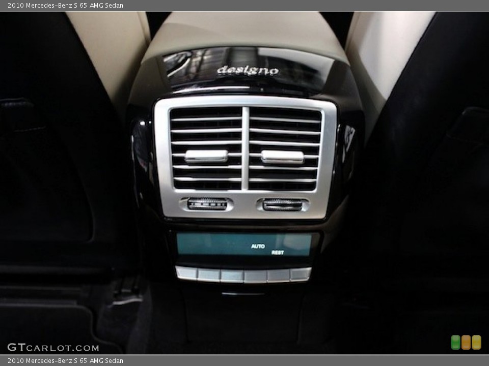2010 Mercedes-Benz S Custom Badge and Logo Photo #78561853