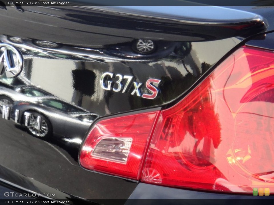 2013 Infiniti G Custom Badge and Logo Photo #78890094