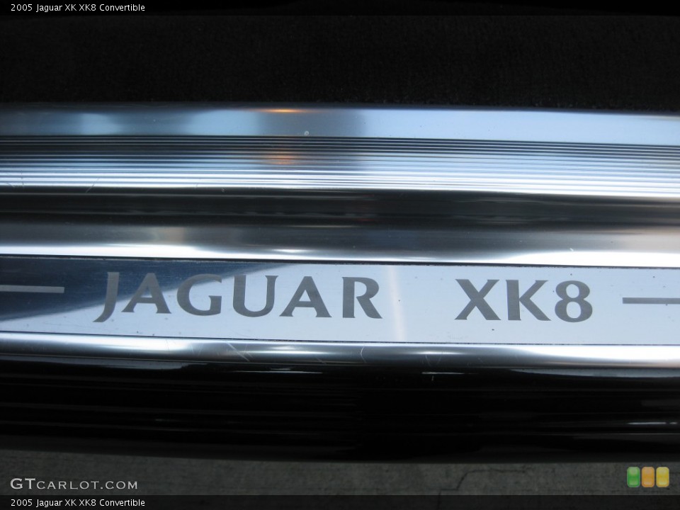 2005 Jaguar XK Badges and Logos