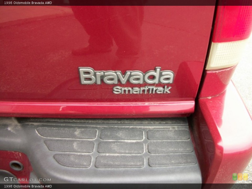 1998 Oldsmobile Bravada Badges and Logos