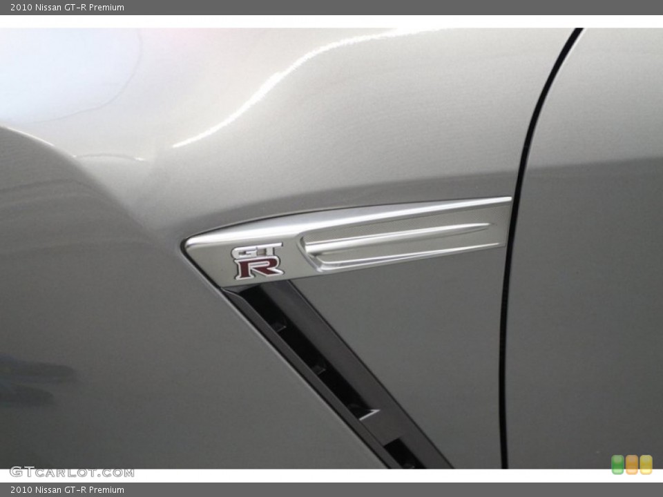 2010 Nissan GT-R Custom Badge and Logo Photo #79781611