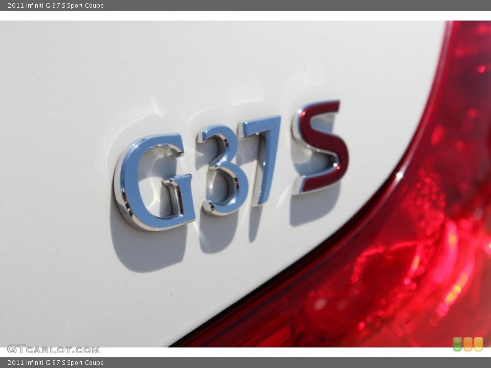 2011 Infiniti G Custom Badge and Logo Photo #80113874