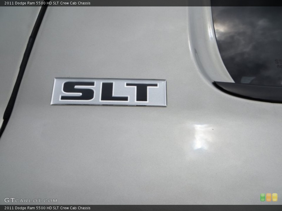 2011 Dodge Ram 5500 HD Badges and Logos