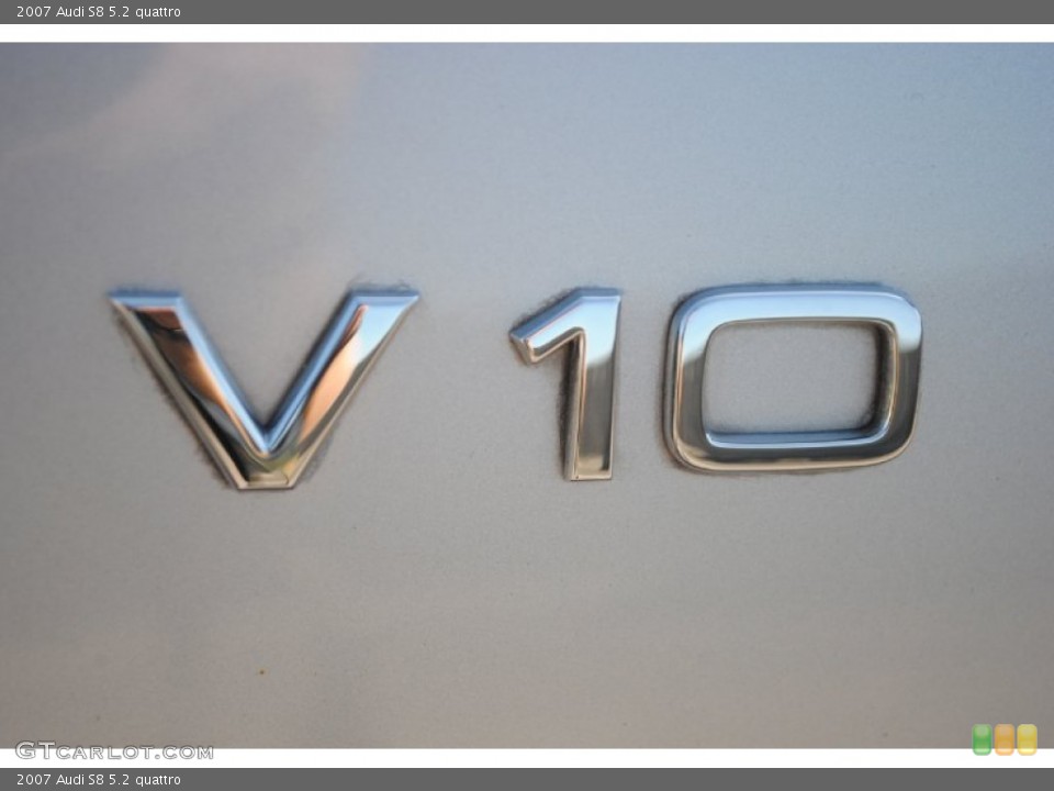 2007 Audi S8 Badges and Logos