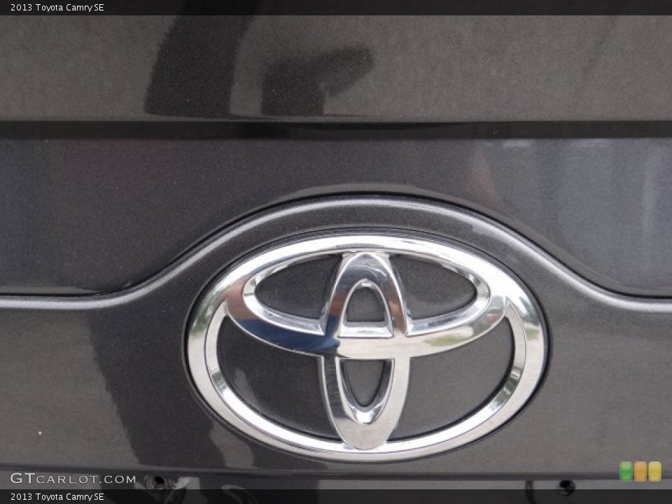 2013 Toyota Camry Custom Badge and Logo Photo #81576039