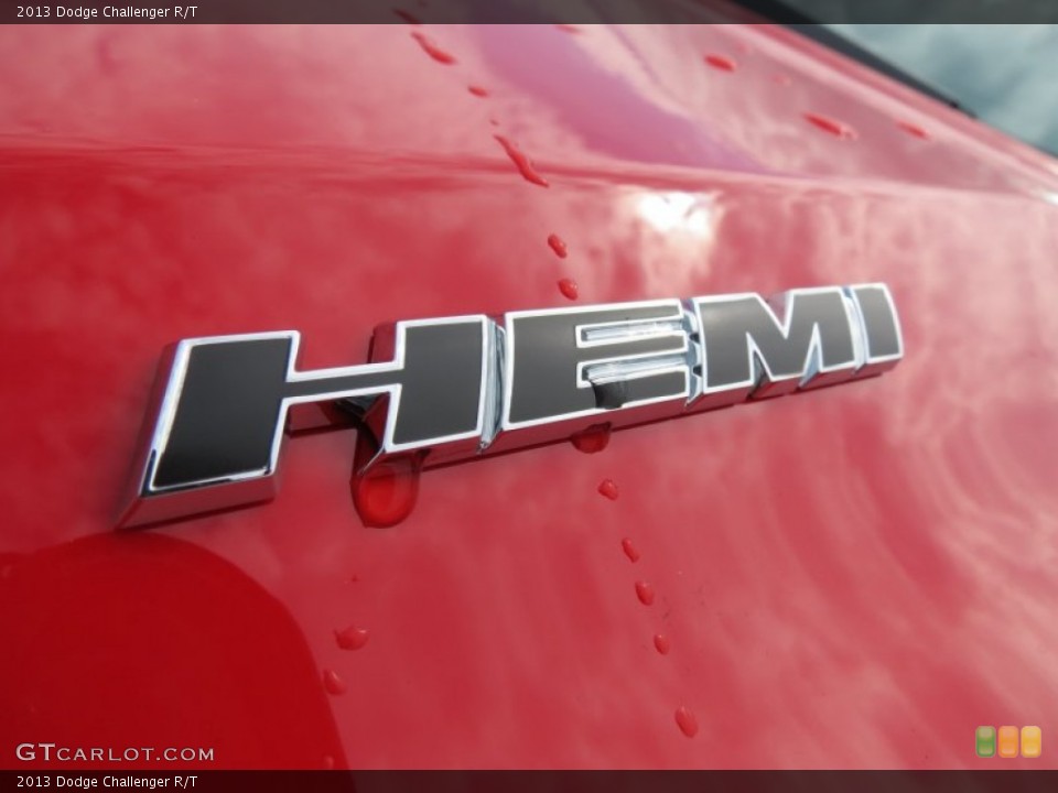 2013 Dodge Challenger Badges and Logos