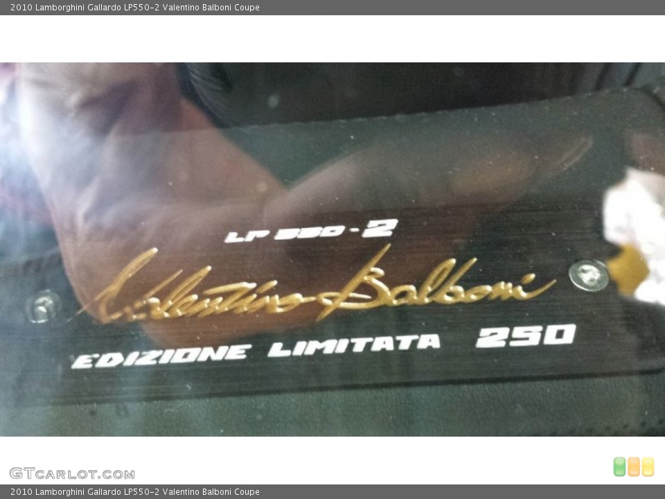 2010 Lamborghini Gallardo Badges and Logos