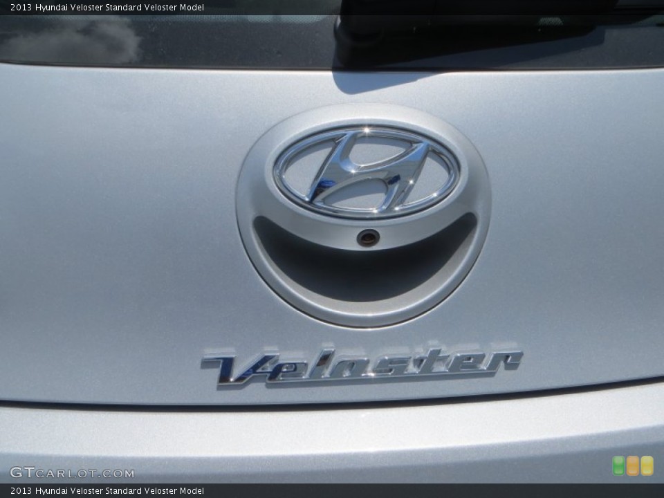 2013 Hyundai Veloster Badges and Logos