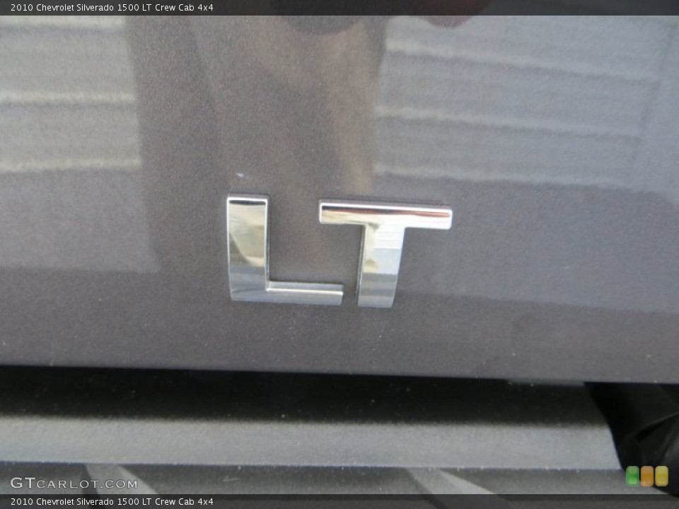 2010 Chevrolet Silverado 1500 Custom Badge and Logo Photo #84053879