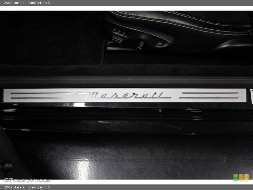2009 Maserati GranTurismo Custom Badge and Logo Photo #84065125