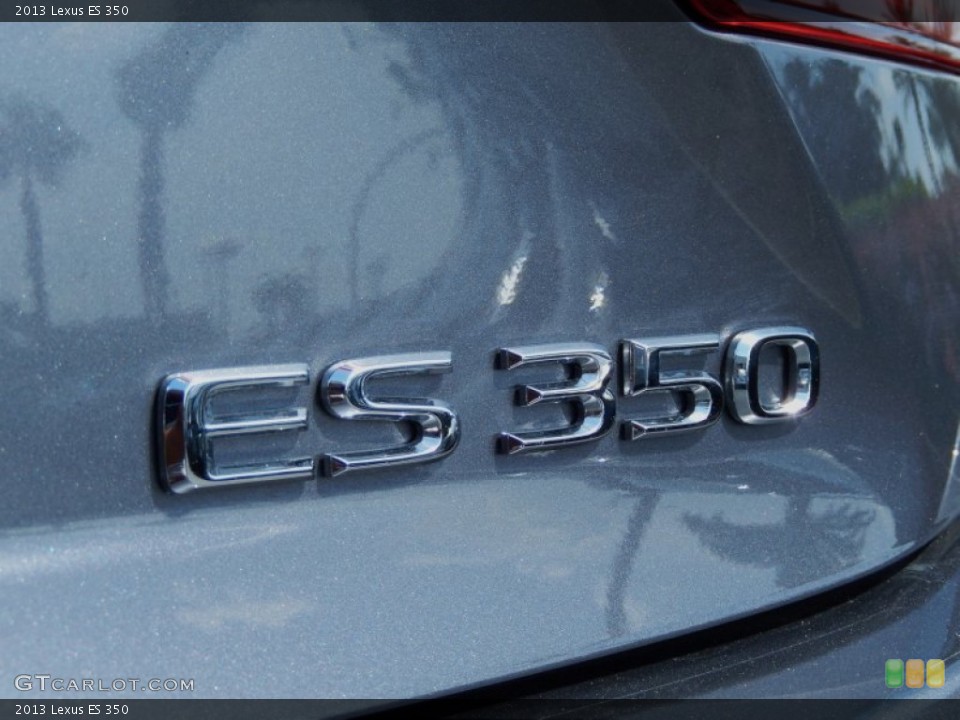 2013 Lexus ES Badges and Logos