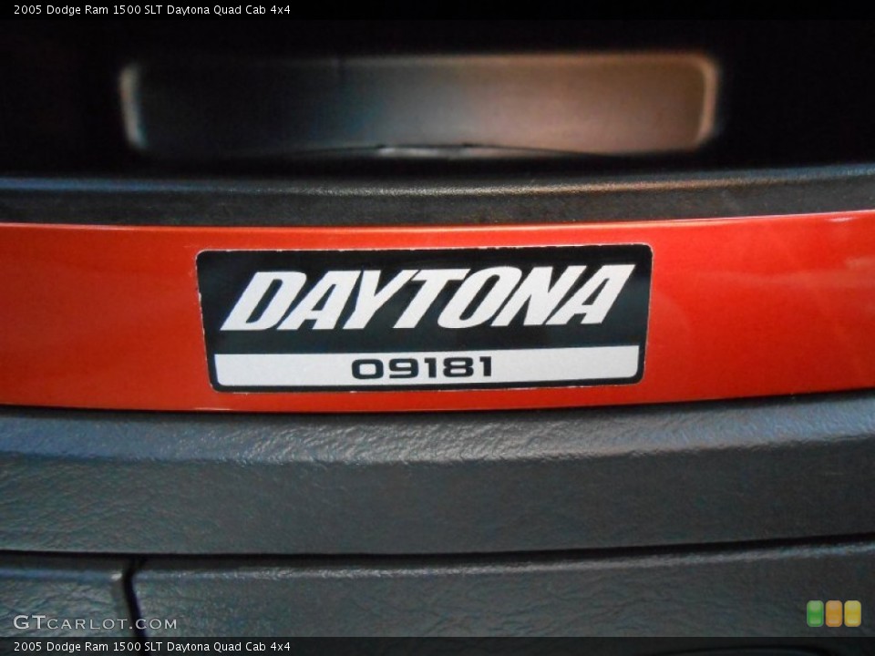 2005 Dodge Ram 1500 Badges and Logos