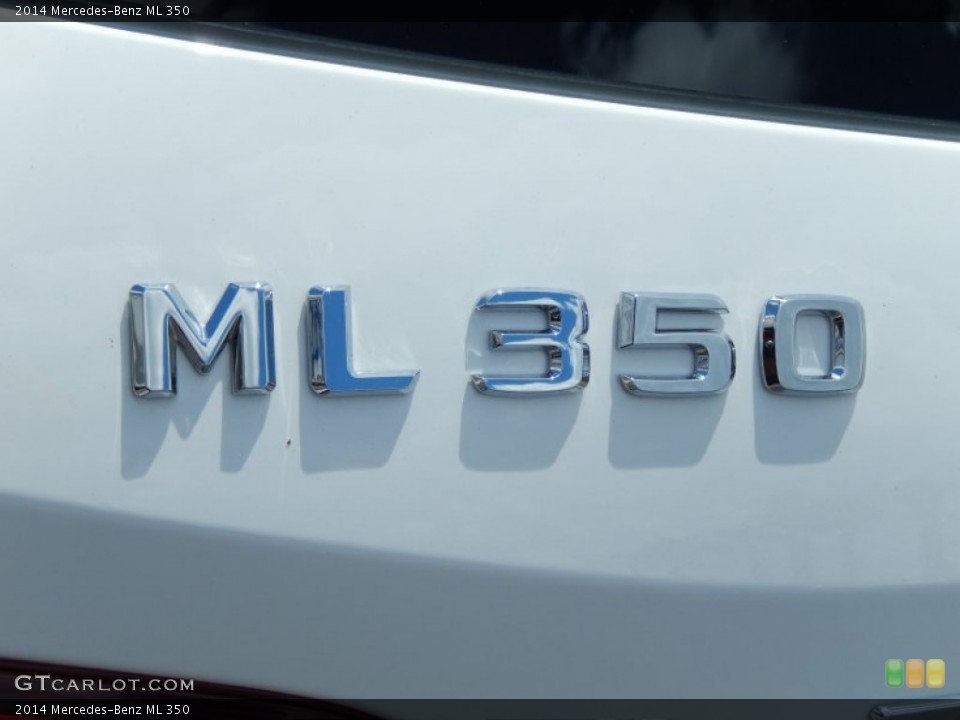 2014 Mercedes-Benz ML Badges and Logos