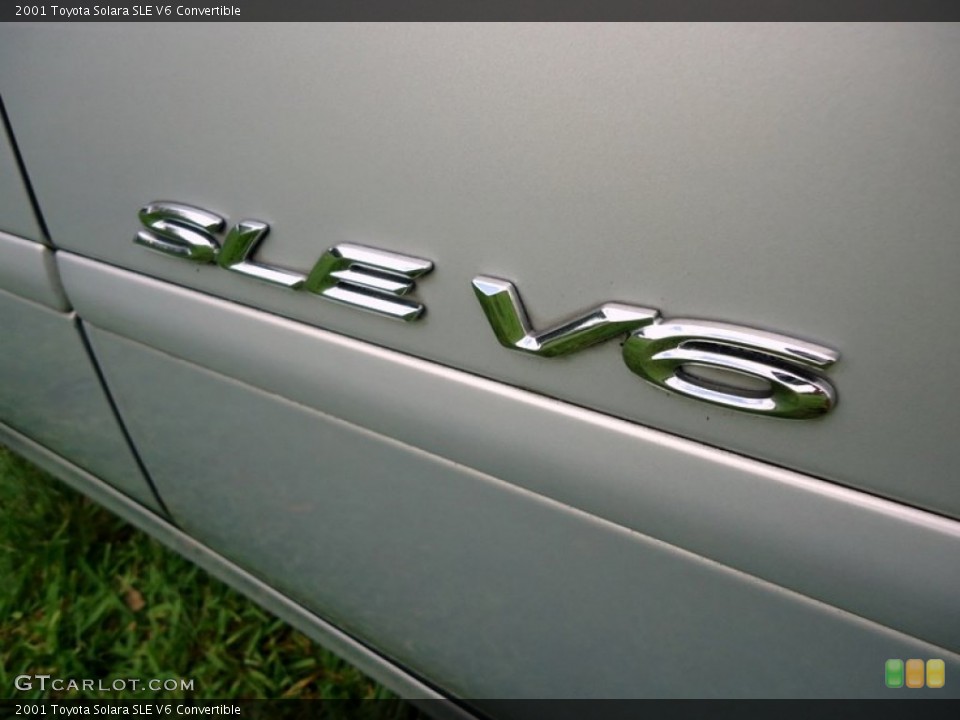 2001 Toyota Solara Badges and Logos