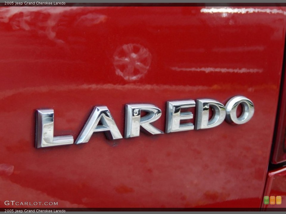 2005 Jeep Grand Cherokee Badges and Logos