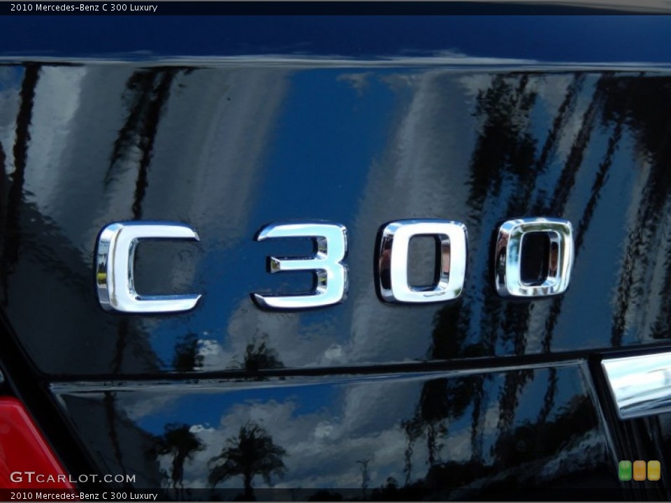 2010 Mercedes-Benz C Badges and Logos