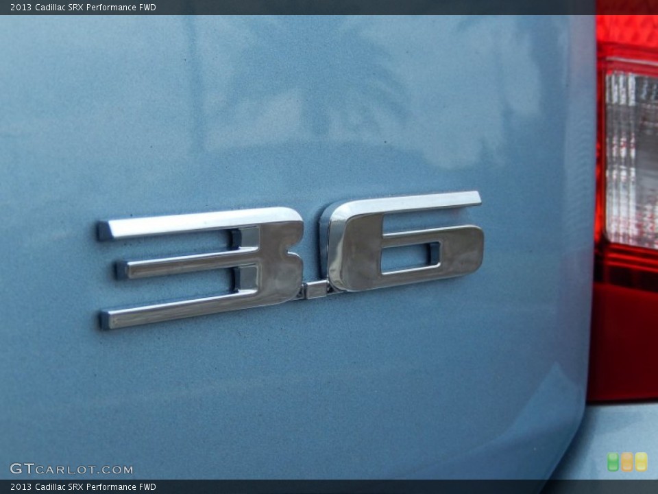 2013 Cadillac SRX Badges and Logos