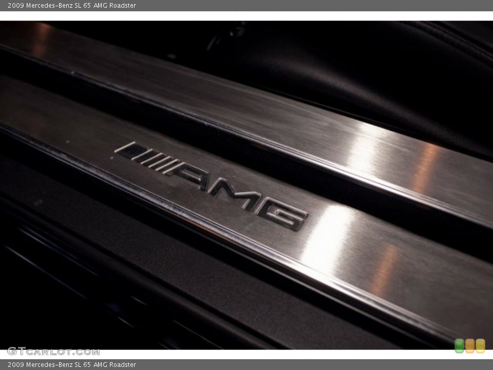 2009 Mercedes-Benz SL Custom Badge and Logo Photo #87329749