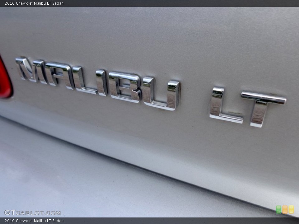 2010 Chevrolet Malibu Badges and Logos