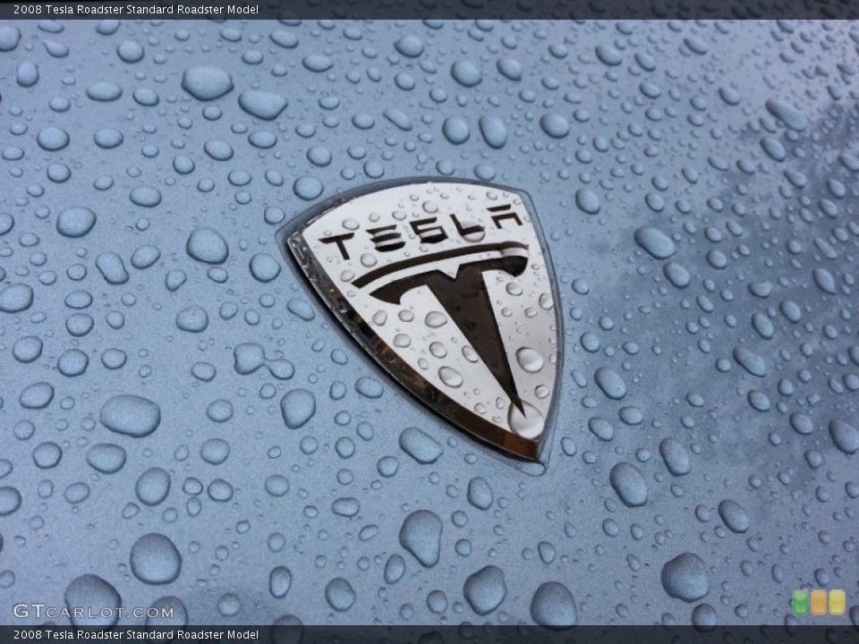 2008 Tesla Roadster Badges and Logos