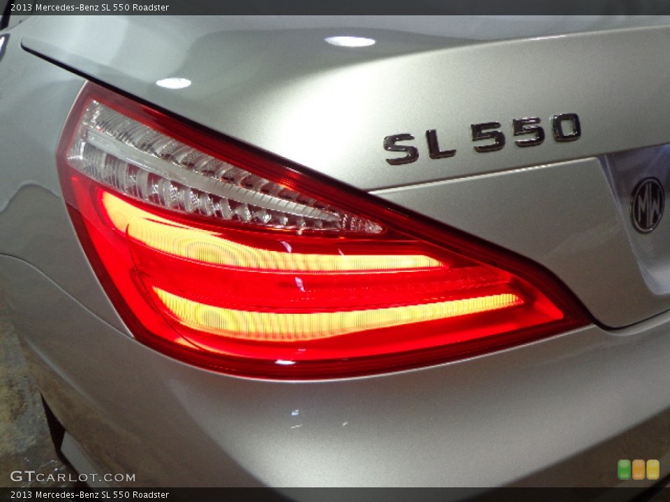 2013 Mercedes-Benz SL Badges and Logos
