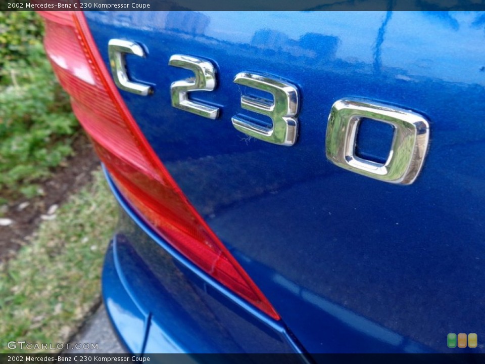 2002 Mercedes-Benz C Badges and Logos