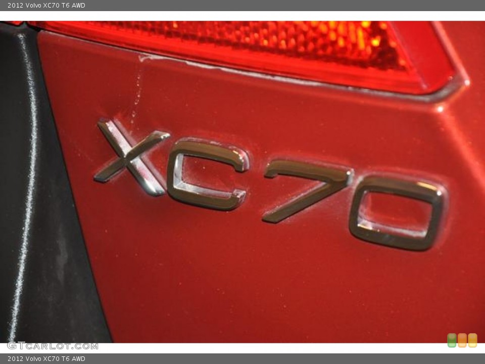 2012 Volvo XC70 Badges and Logos