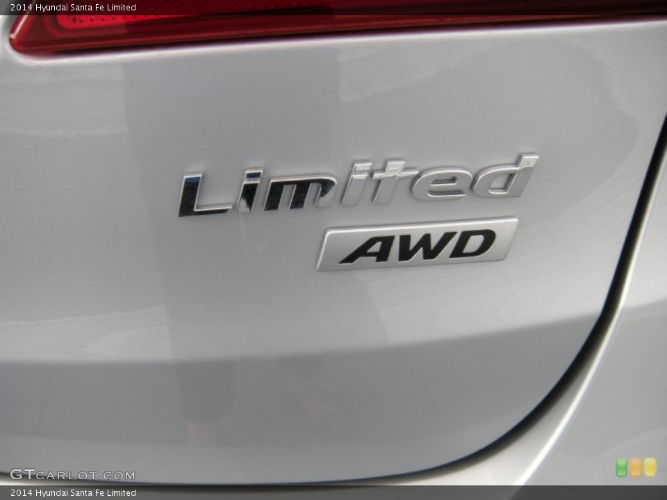 2014 Hyundai Santa Fe Badges and Logos