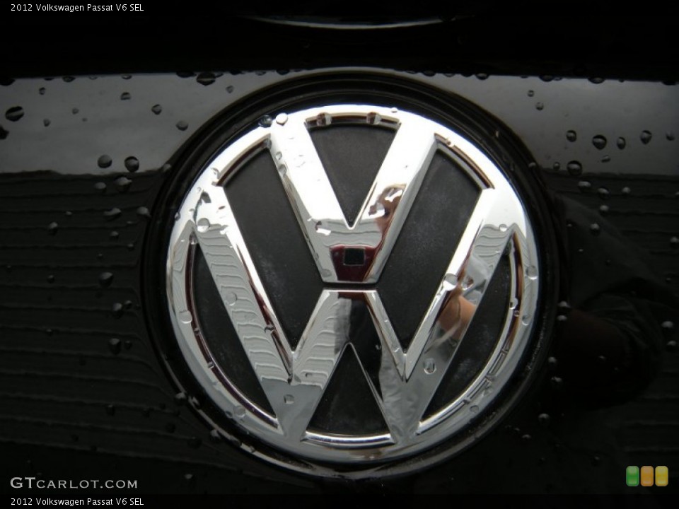 2012 Volkswagen Passat Custom Badge and Logo Photo #93899795