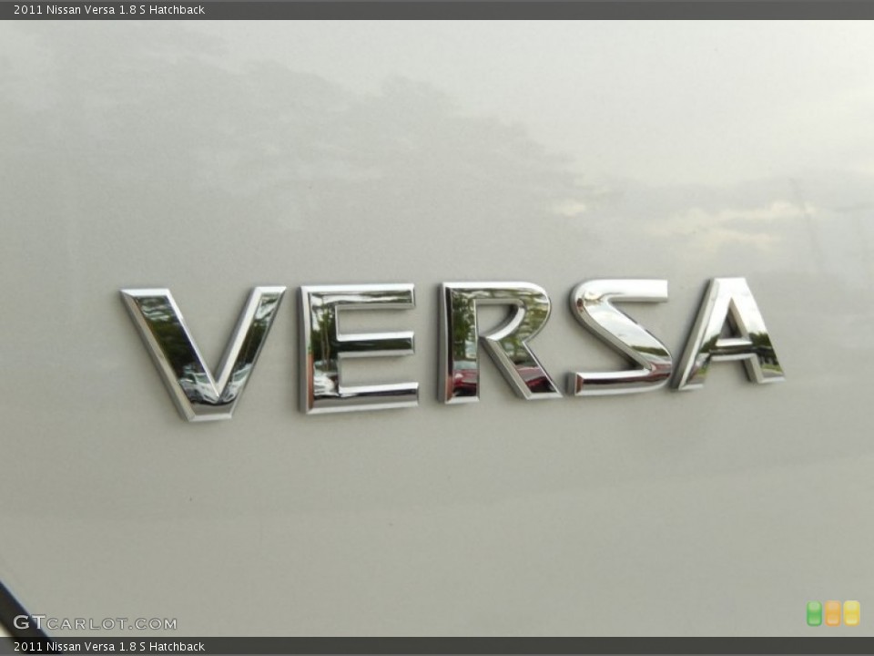 2011 Nissan Versa Badges and Logos