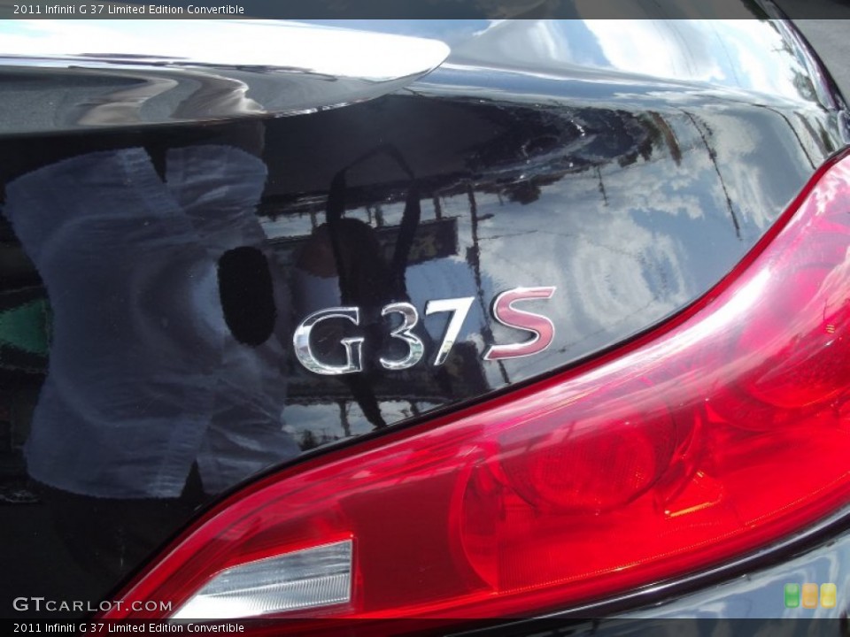 2011 Infiniti G Custom Badge and Logo Photo #94868738