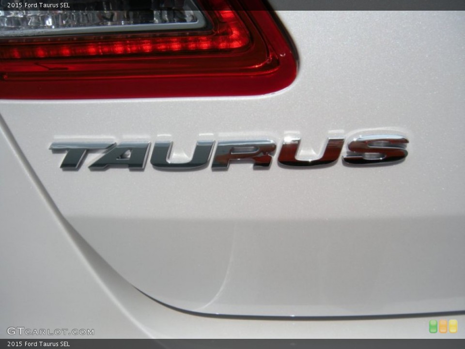2015 Ford Taurus Custom Badge and Logo Photo #96714616