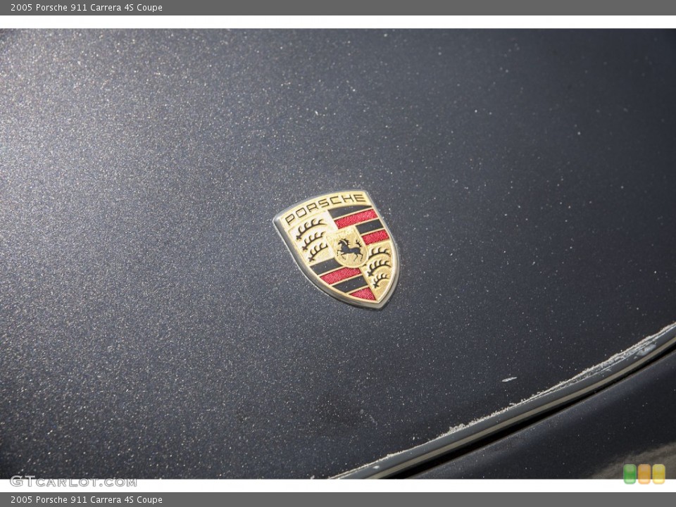 2005 Porsche 911 Badges and Logos