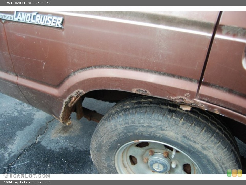 1984 Toyota Land Cruiser Badges and Logos