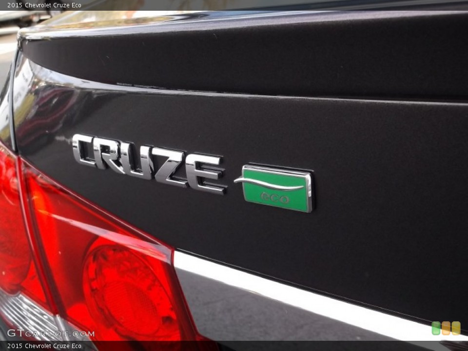 2015 Chevrolet Cruze Badges and Logos