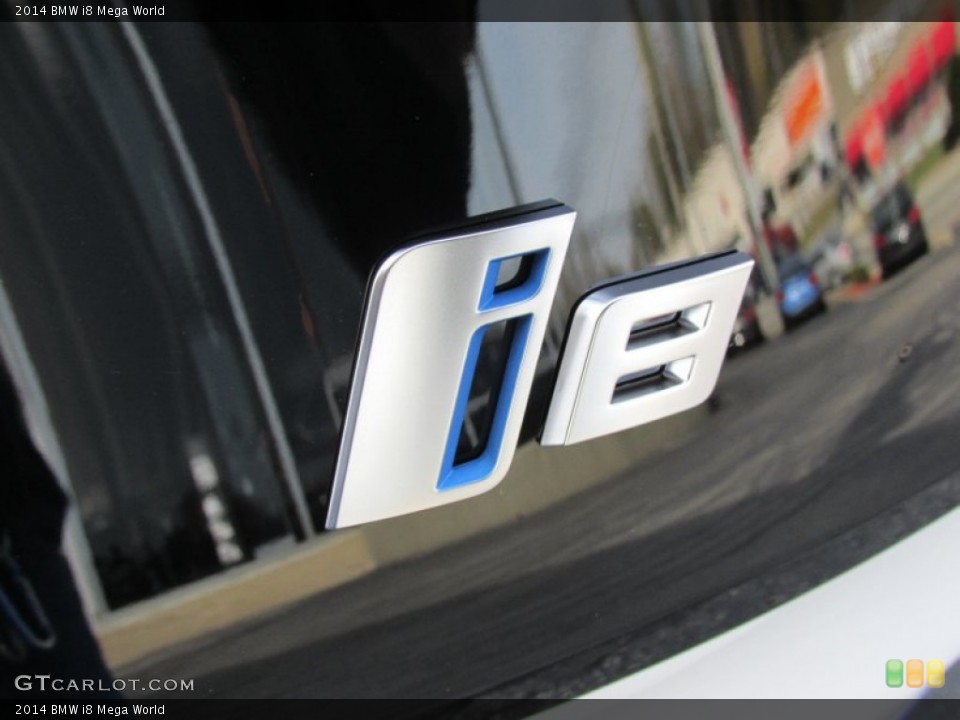 2014 BMW i8 Badges and Logos