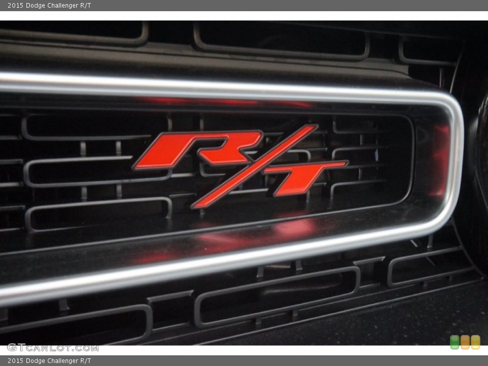 2015 Dodge Challenger Badges and Logos