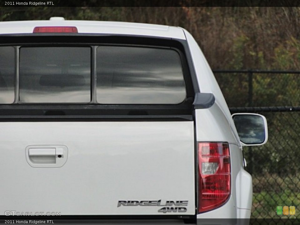 2011 Honda Ridgeline Badges and Logos