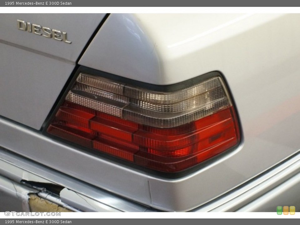 1995 Mercedes-Benz E Badges and Logos
