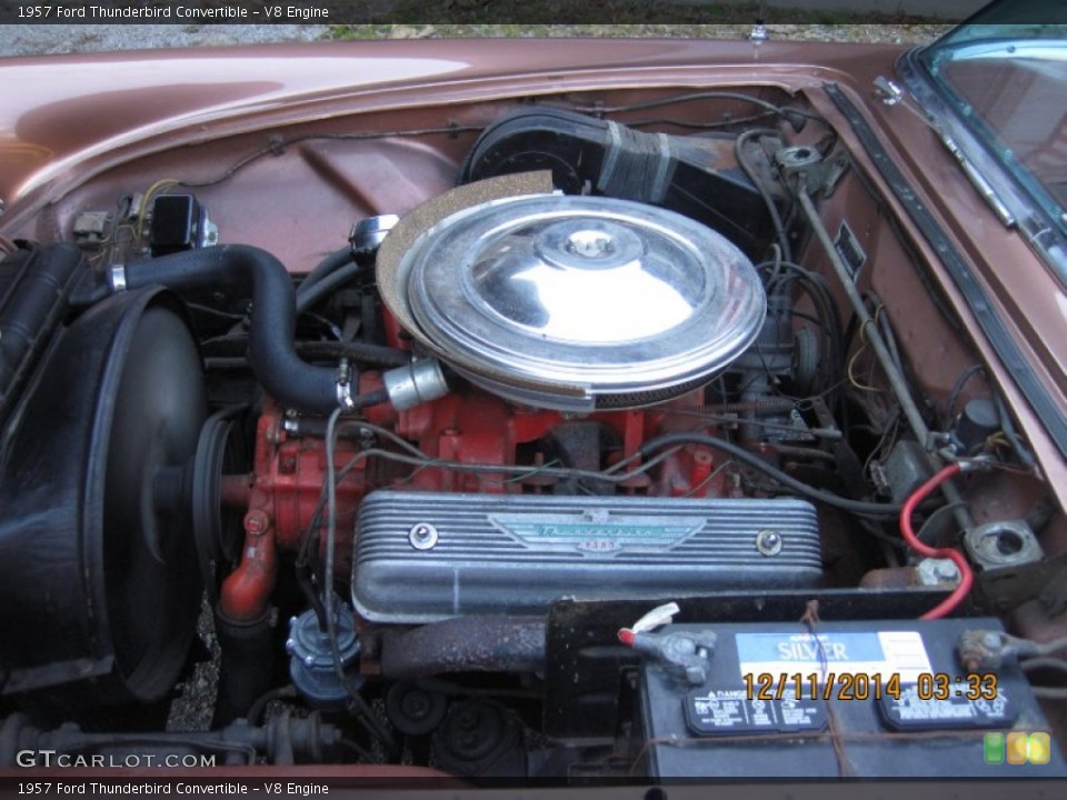 V8 1957 Ford Thunderbird Engine