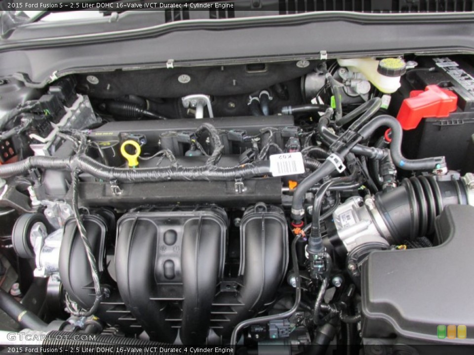 2.5 Liter DOHC 16-Valve iVCT Duratec 4 Cylinder 2015 Ford Fusion Engine