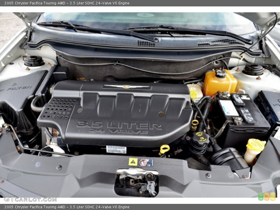 3.5 Liter SOHC 24-Valve V6 Engine for the 2005 Chrysler Pacifica #101105472