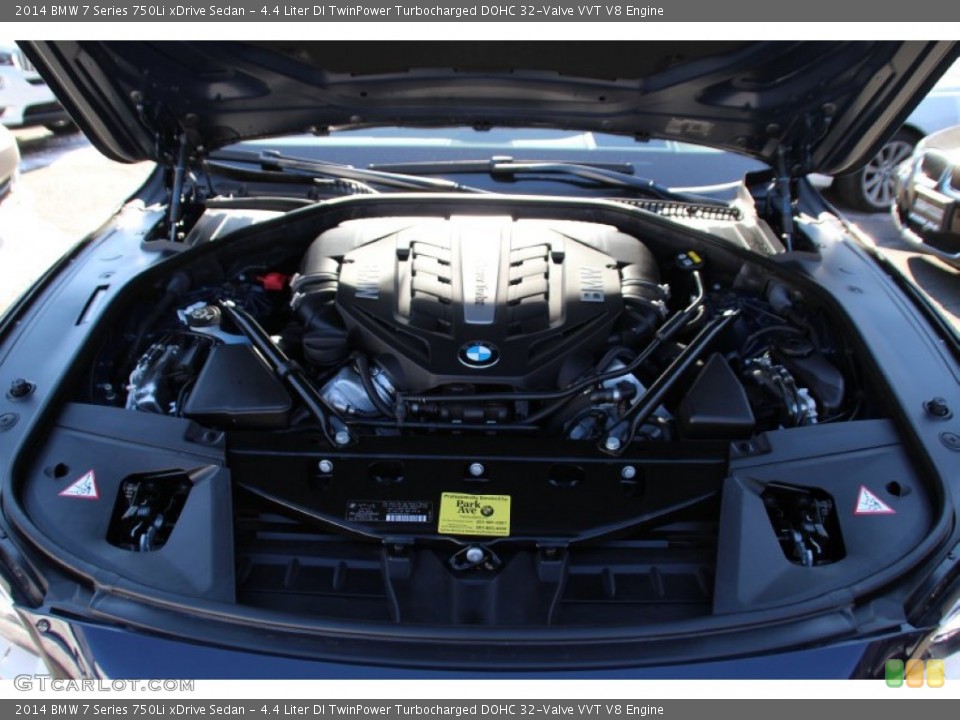 4.4 Liter DI TwinPower Turbocharged DOHC 32-Valve VVT V8 2014 BMW 7 Series Engine