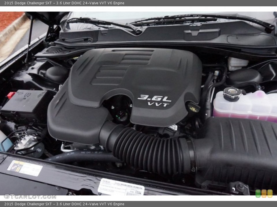 3.6 Liter DOHC 24-Valve VVT V6 2015 Dodge Challenger Engine