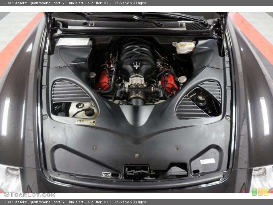 4.2 Liter DOHC 32-Valve V8 Engine for the 2007 Maserati Quattroporte #102421593