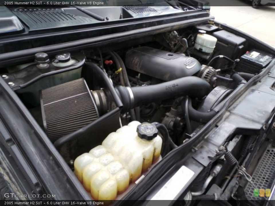 6.0 Liter OHV 16-Valve V8 2005 Hummer H2 Engine