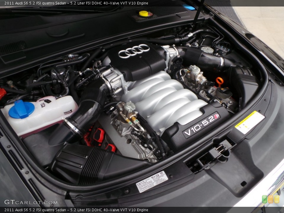 5.2 Liter FSI DOHC 40-Valve VVT V10 2011 Audi S6 Engine