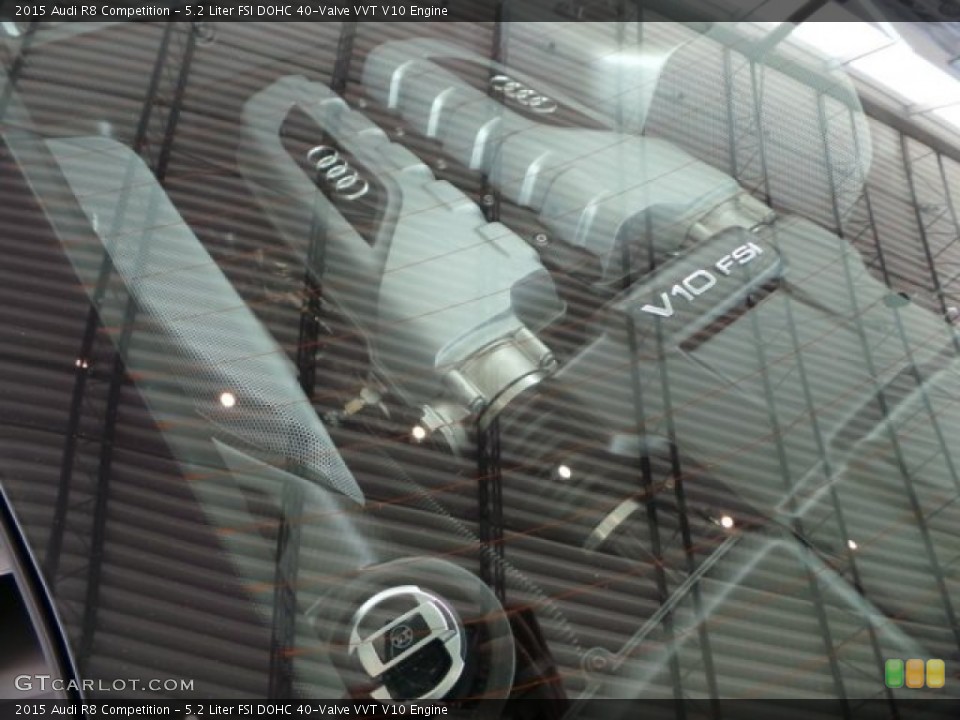 5.2 Liter FSI DOHC 40-Valve VVT V10 2015 Audi R8 Engine