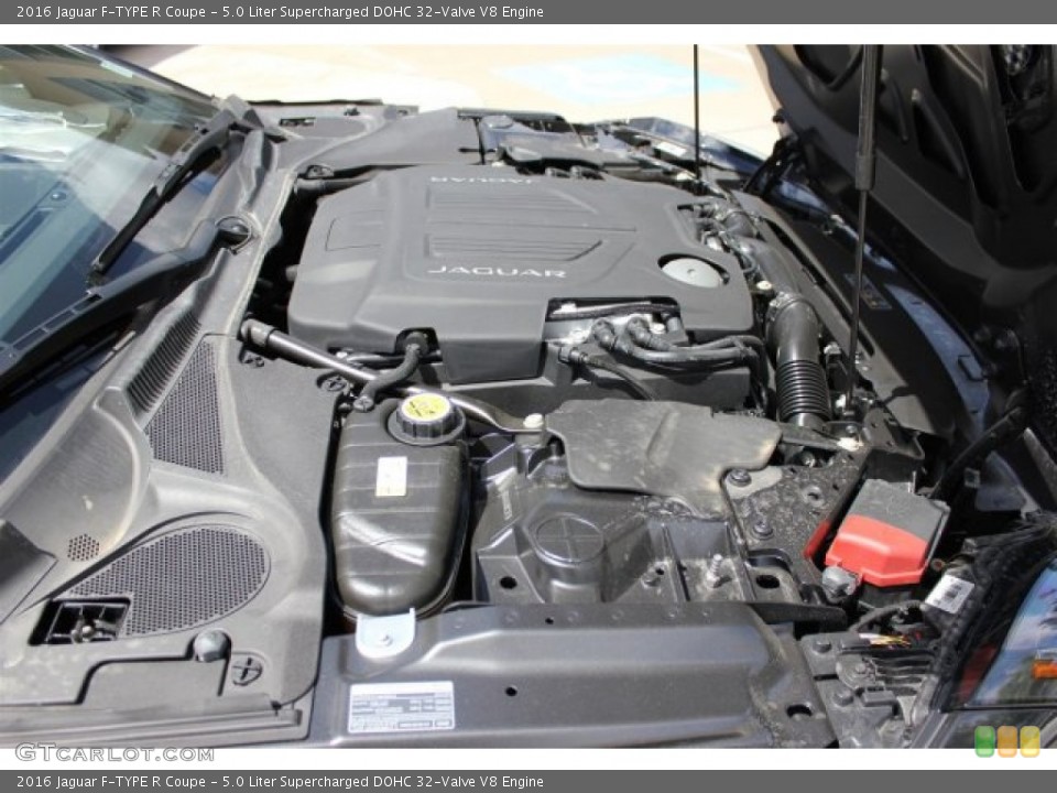 5.0 Liter Supercharged DOHC 32-Valve V8 Engine for the 2016 Jaguar F-TYPE #105657723